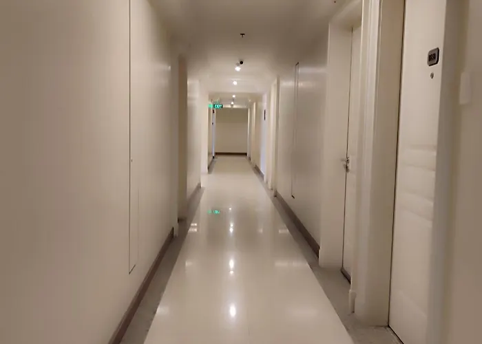 Apartamento Bp1637 Facing Pool With Balcony Near Moa Bp1637 Manila