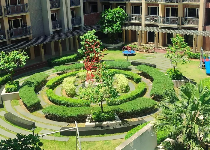 Bp1637 Facing Pool With Balcony Near Moa Bp1637 Apartamento Manila